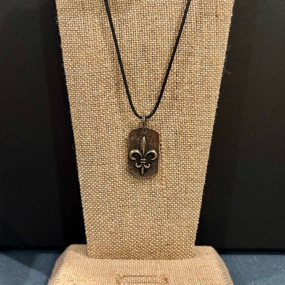 Fleur-de-Lis SS925 Dog Tag Pendant/Necklace